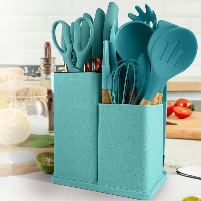 19Pcs Silicone Cooking and Knife Set With Board